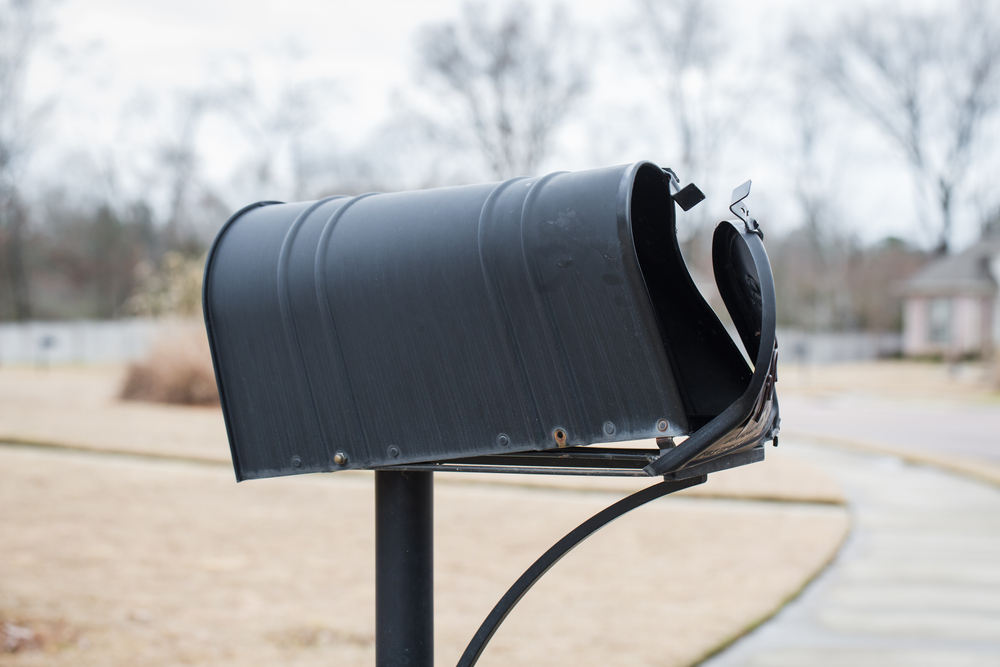 Mailbox Repair Services in Denham Springs LA: Fix or Replace?